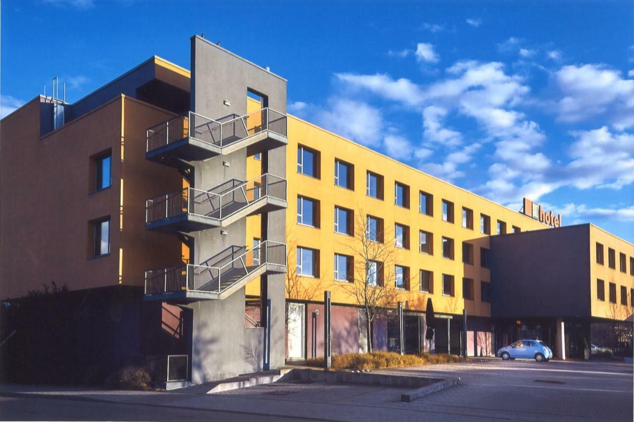 Kult Hotel Ingolstadt Extérieur photo